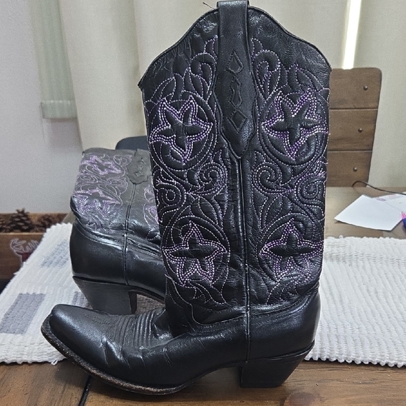Chic Black and Purple Embroidered Women's Heeled Boots - Picture 1 of 2